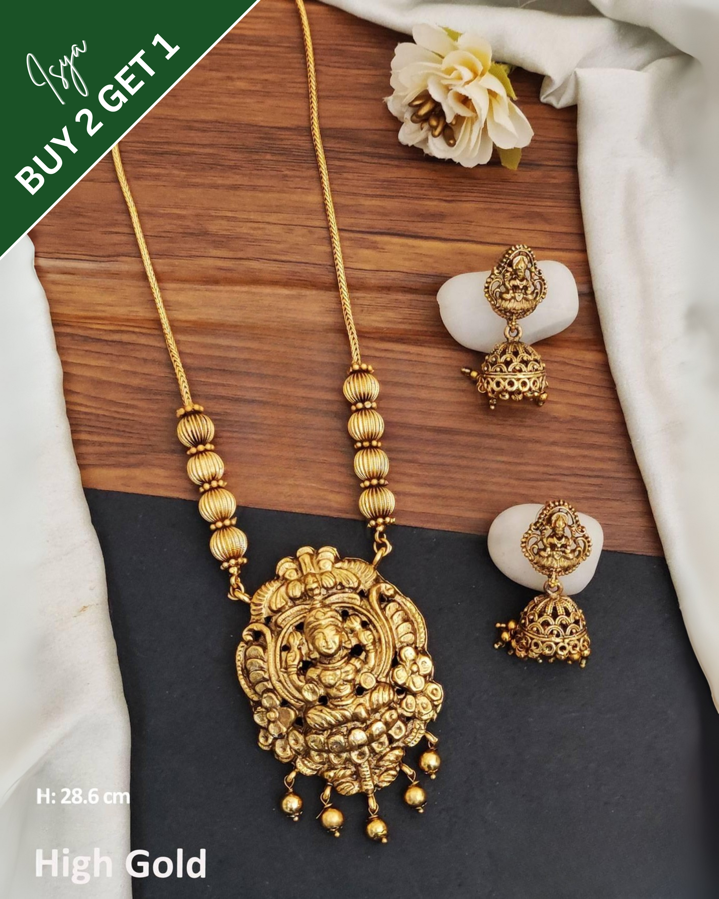 Samprithi-Lakshmi Temple Pendant Set