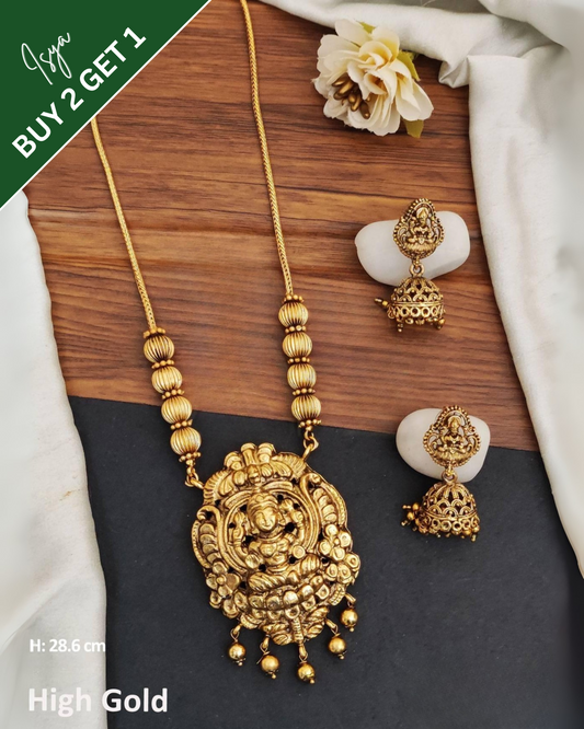 Samprithi-Lakshmi Temple Pendant Set